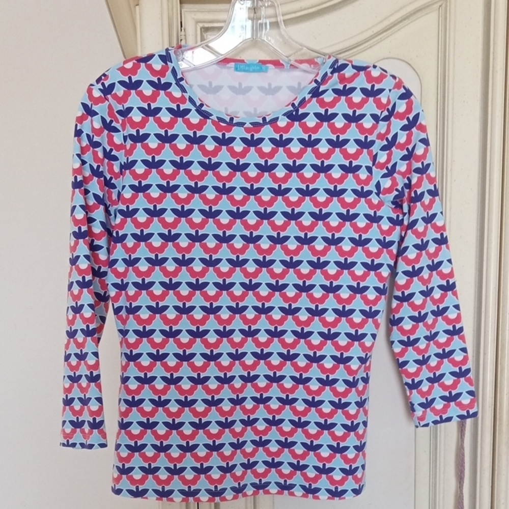 J. McLaughlin red, white and blue Catalina Cloth Signature tee.  Gently worn.